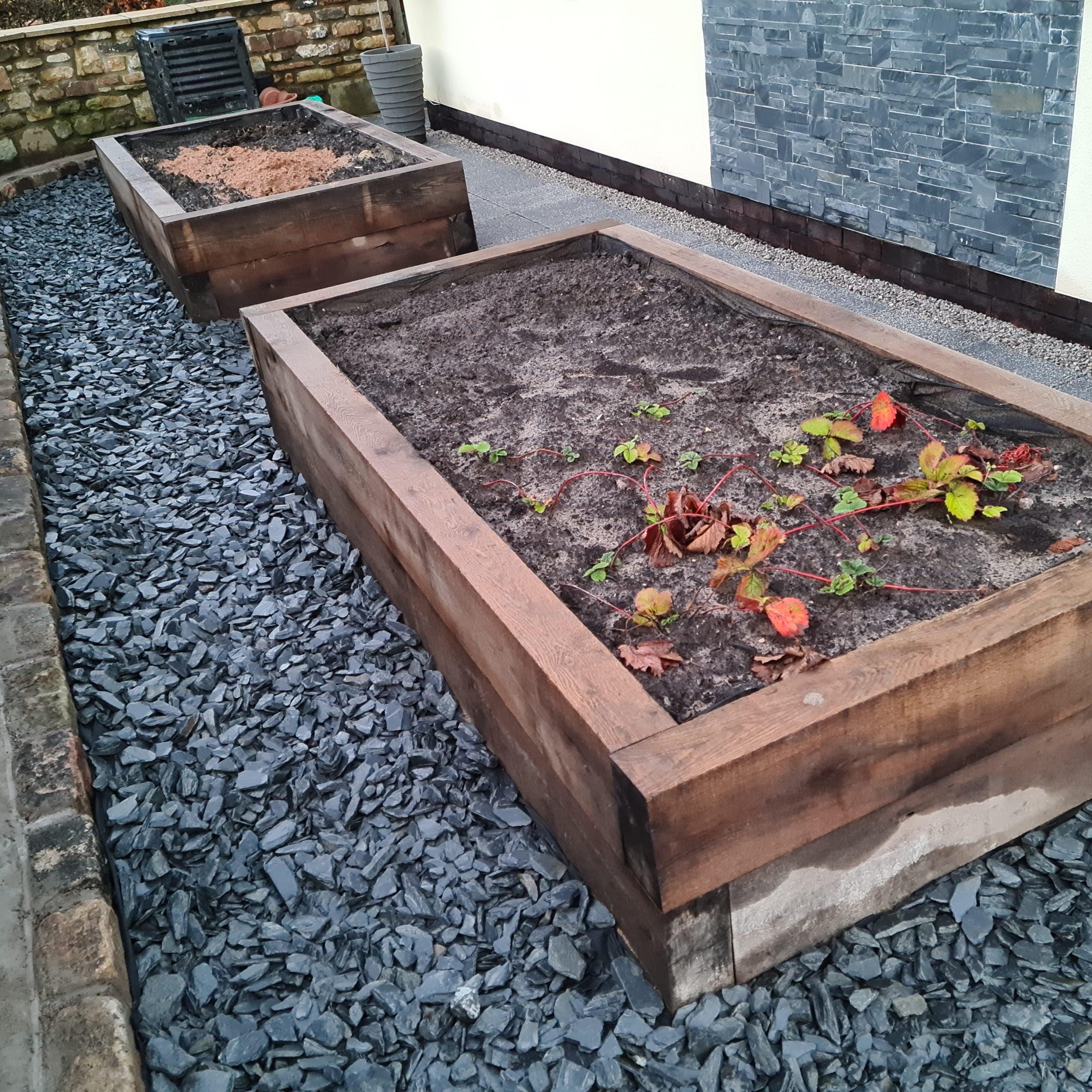 40mm Blue Slate Chippings
